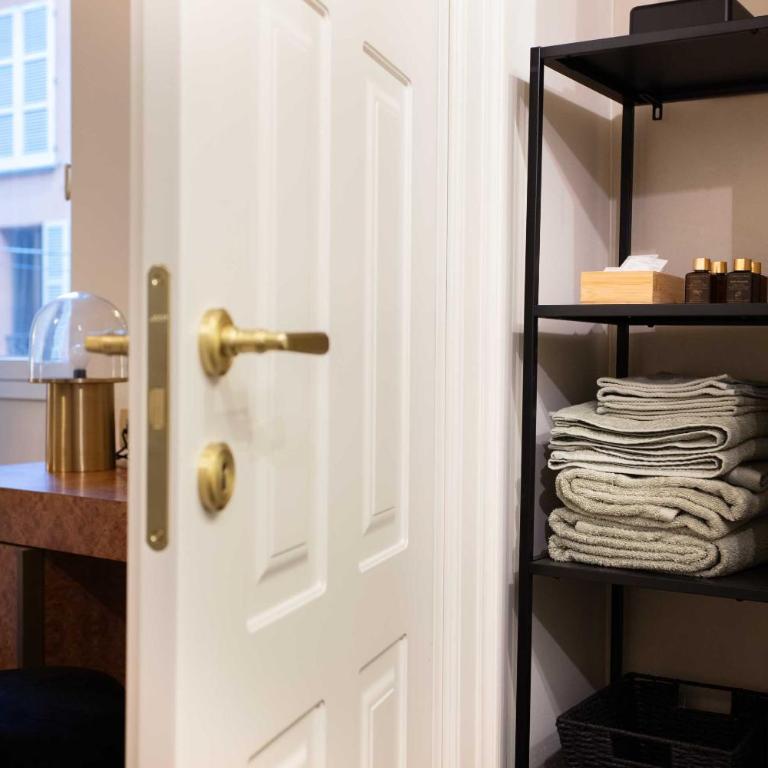 BSTAR Luxury bed & breakfast adults only - Camera Deluxe - 1