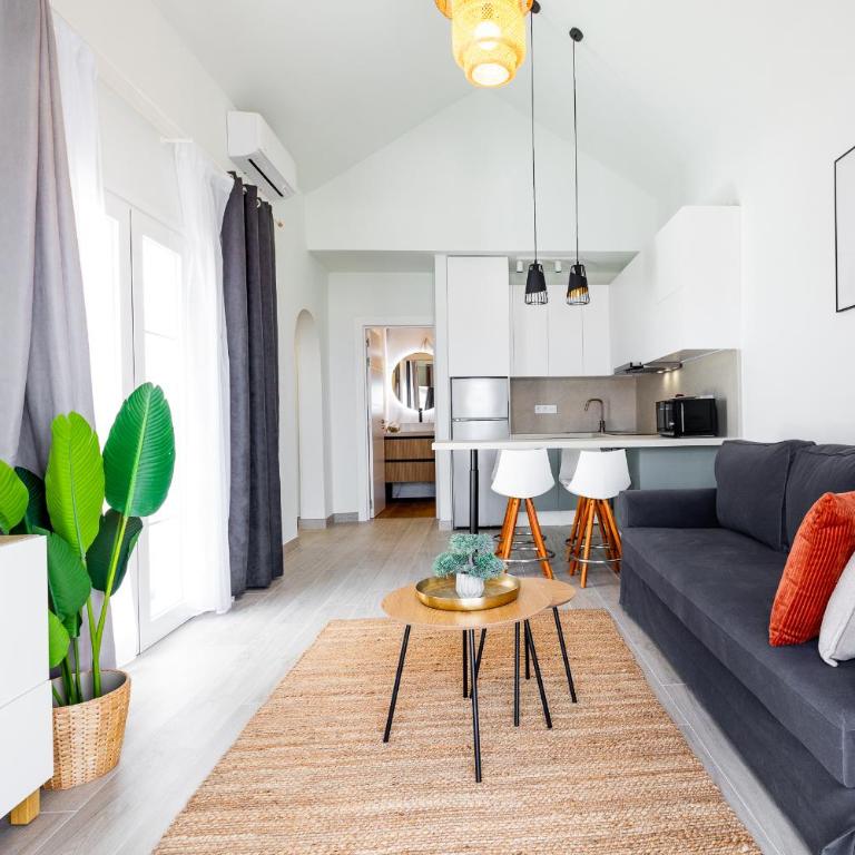 Spacious apartment with ocean view - One-Bedroom Apartment - 6