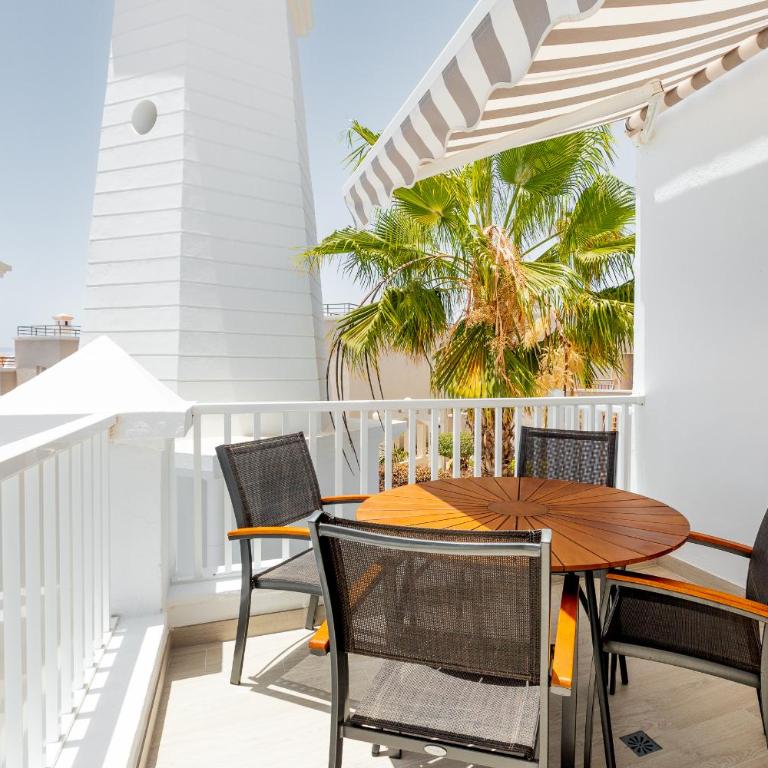 Spacious apartment with ocean view - One-Bedroom Apartment - 29