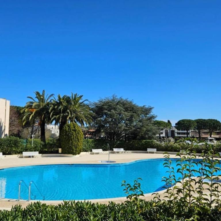 RDJ 4 Pers Piscine proche mer au Jean BART - Appartamento con 1 Camera da Letto - 1