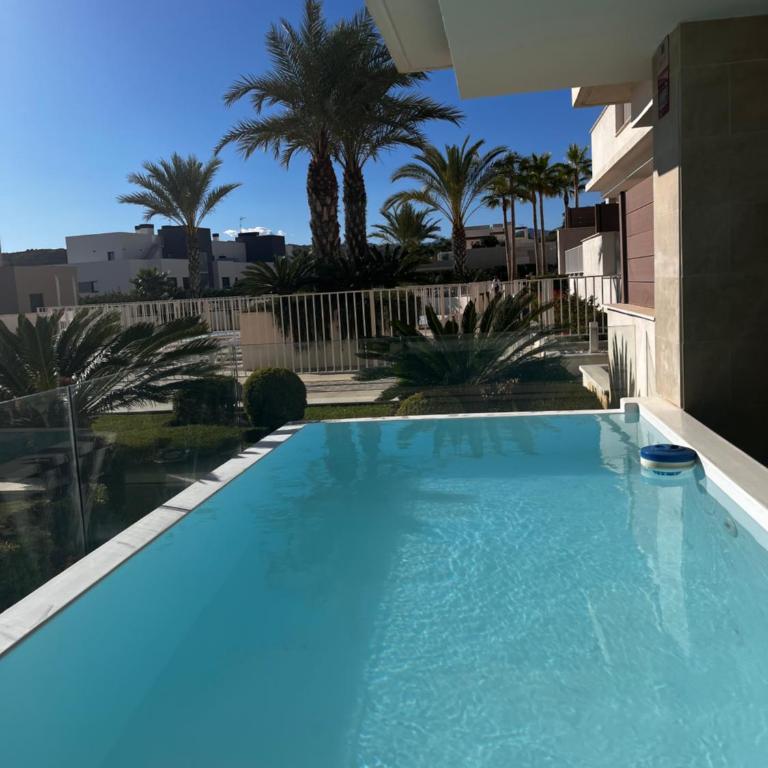 Fantastisk 4 roms med egen dipping Pool - Apartamento de 3 dormitorios - 4