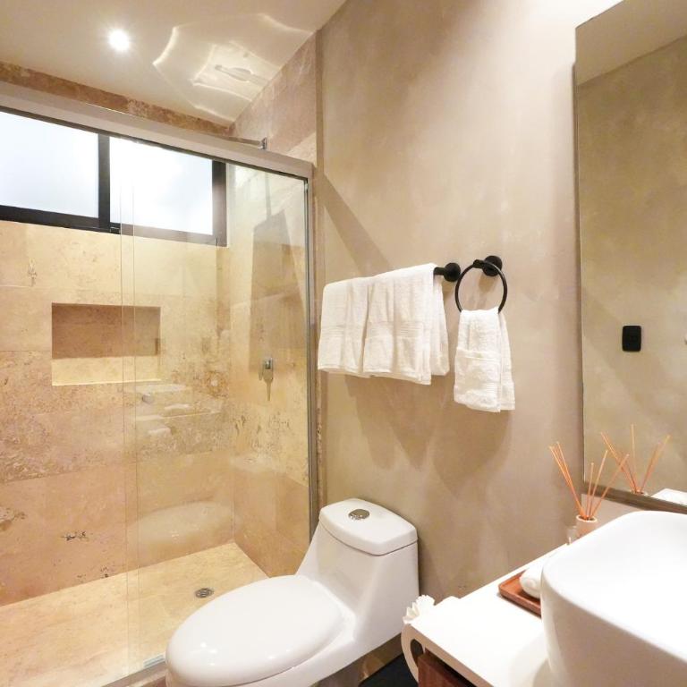Aldea Dream Home Modern Designer 2 Floor Penthouse Sleeps 8 - Casa Unifamiliar de 2 dormitorios - 10