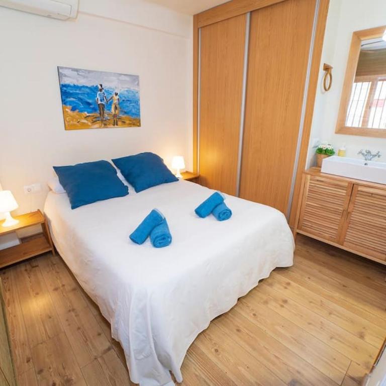 3 Bedrooms City Center and Beach - Apartamento de 3 dormitorios - 9