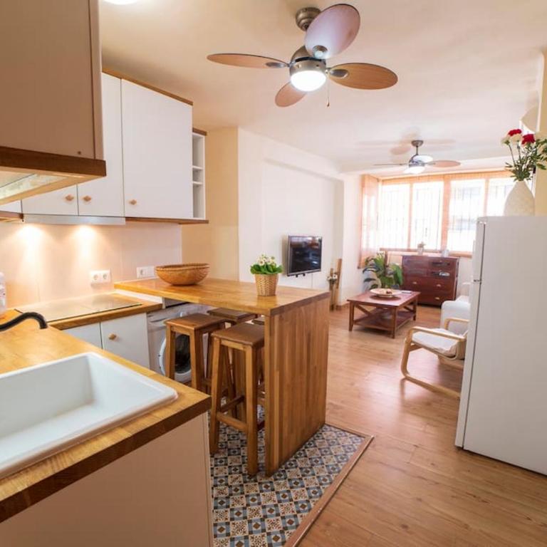3 Bedrooms City Center and Beach - Apartamento de 3 dormitorios - 15