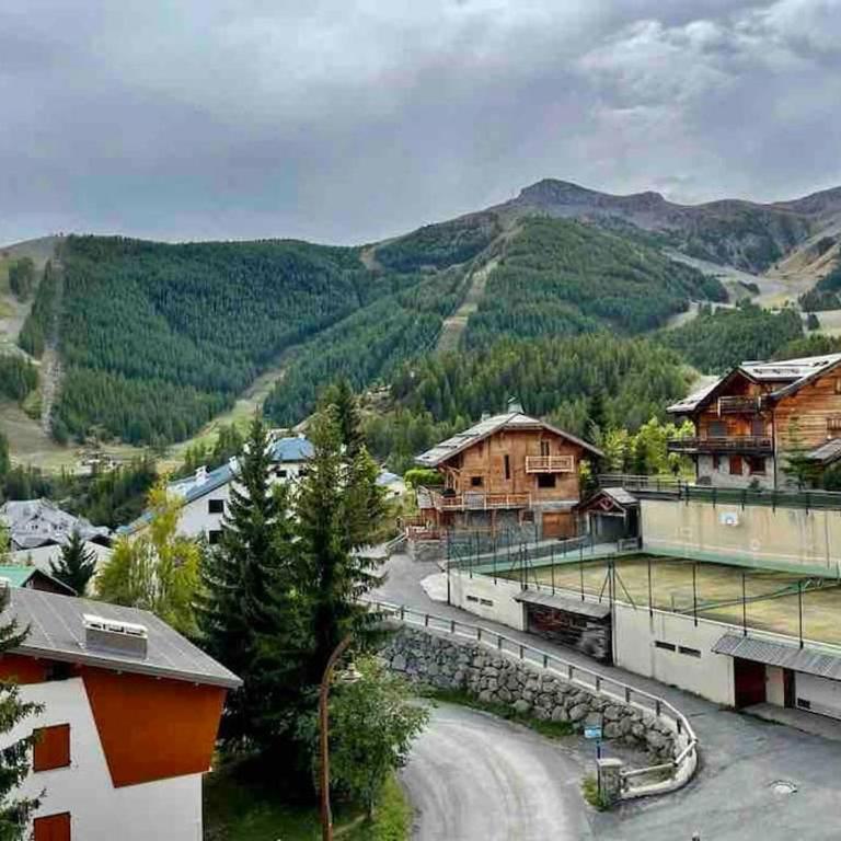 Appartement 2 pièces spacieux terrasse vues sur les pistes - Appartement 1 Chambre - 11