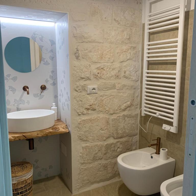 Casale Montedoro - Camera Matrimoniale con Bagno Privato - 17