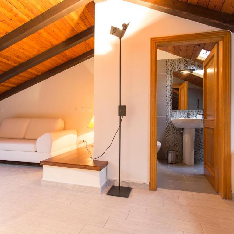 Residenza Ariosto Depandance by Studio Vita - Appartamentino su 2 Livelli - 57