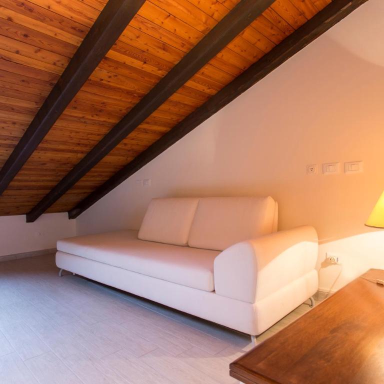 Residenza Ariosto Depandance by Studio Vita - Appartamentino su 2 Livelli - 19