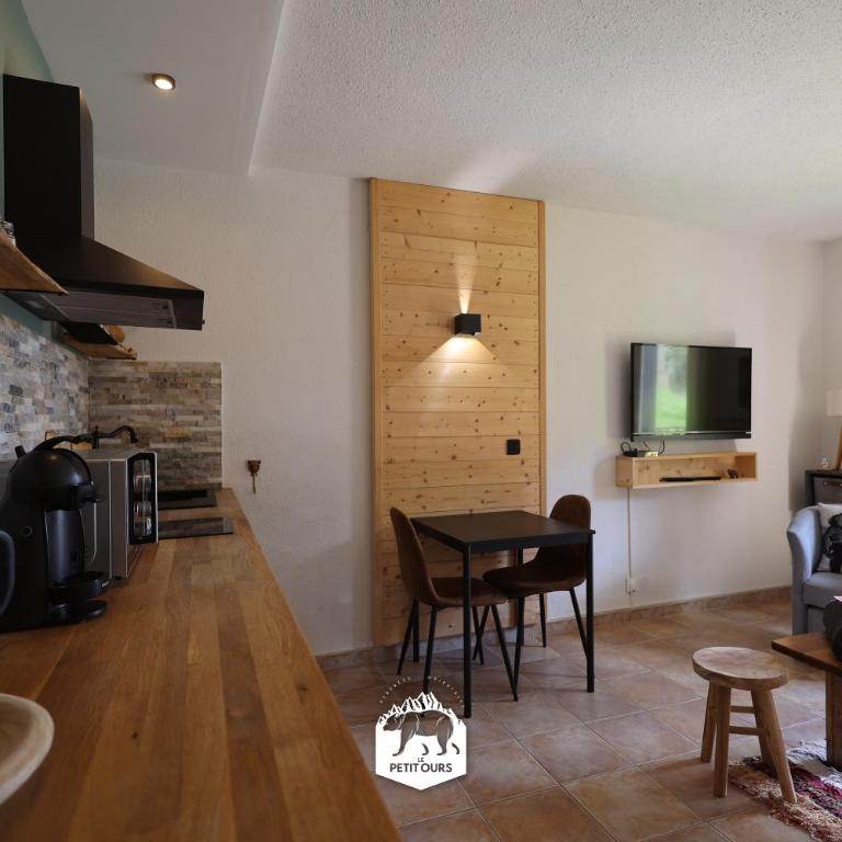 Le Petit Ours & Le Petit Cerf - Studios vue lac & montagnes - Studio mit Bergblick - 5