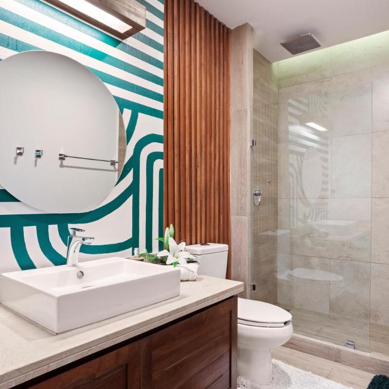 Playa Norte Oceanfront Remote Work Plus Concierge - Three-Bedroom Apartment - 29