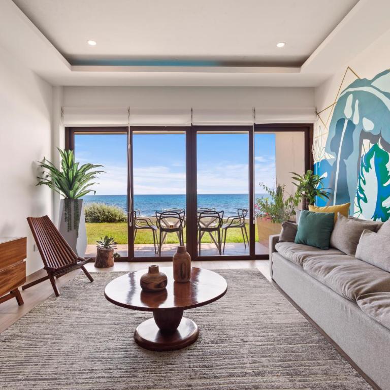 Playa Norte Oceanfront Remote Work Plus Concierge - Three-Bedroom Apartment - 3