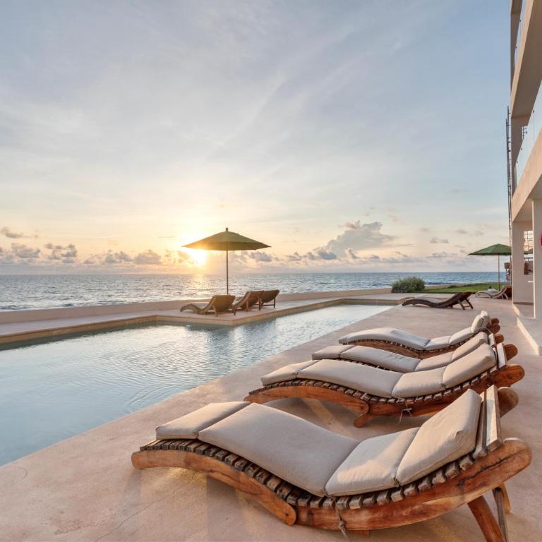 Playa Norte Oceanfront Remote Work Plus Concierge - Three-Bedroom Apartment - 39