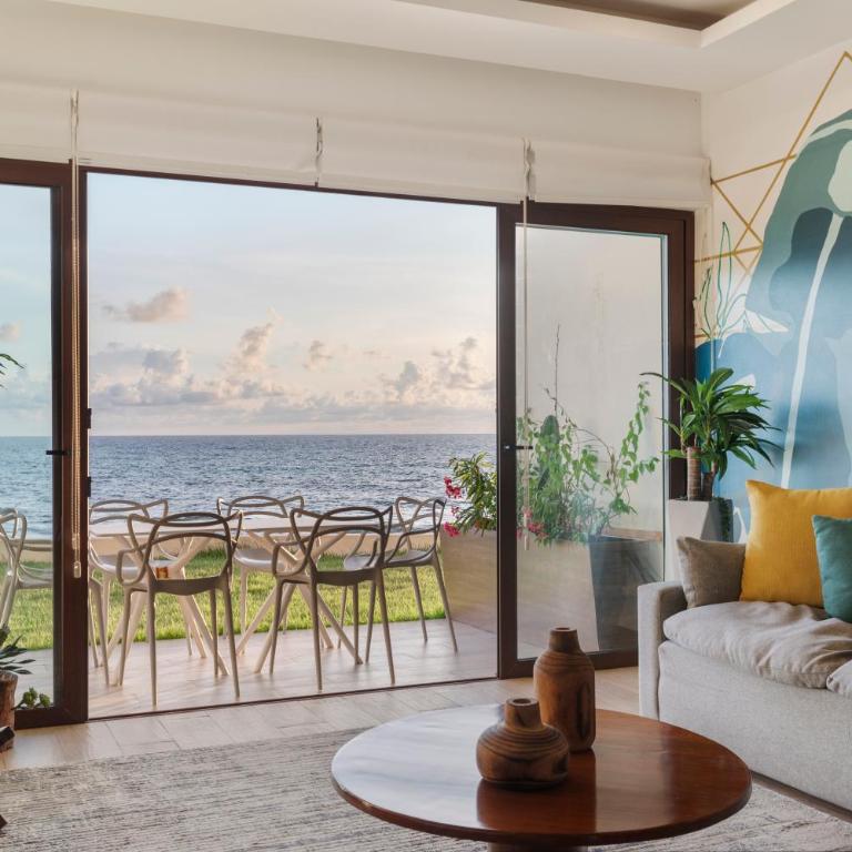 Playa Norte Oceanfront Remote Work Plus Concierge - Three-Bedroom Apartment - 42