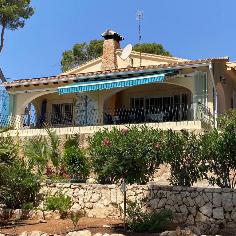 "Casa Claudia" - private holiday home with pool and garden in Moraira - Three-Bedroom Vacation Home - 17