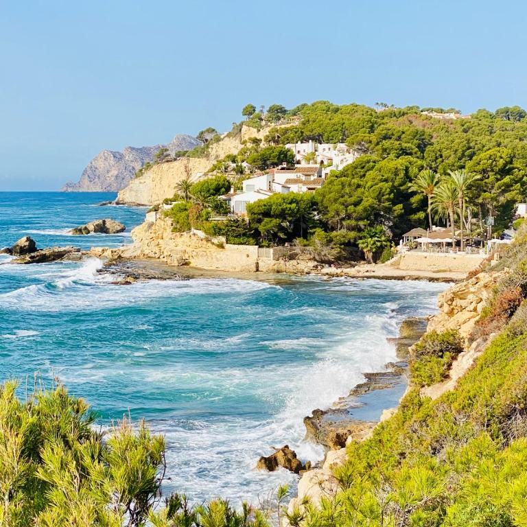 "Casa Claudia" - private holiday home with pool and garden in Moraira - Three-Bedroom Vacation Home - 23