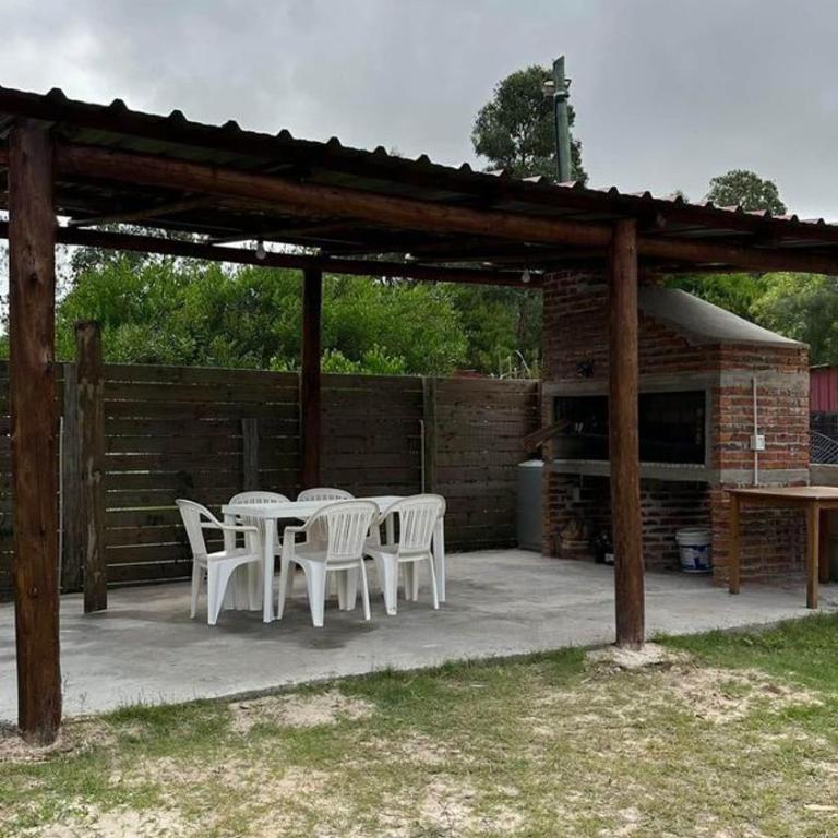 Casa con piscina balneario argentino - Casa de 2 dormitorios - 7