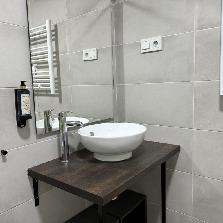 PlazaMayorSuites - Studio Apartment X - 5