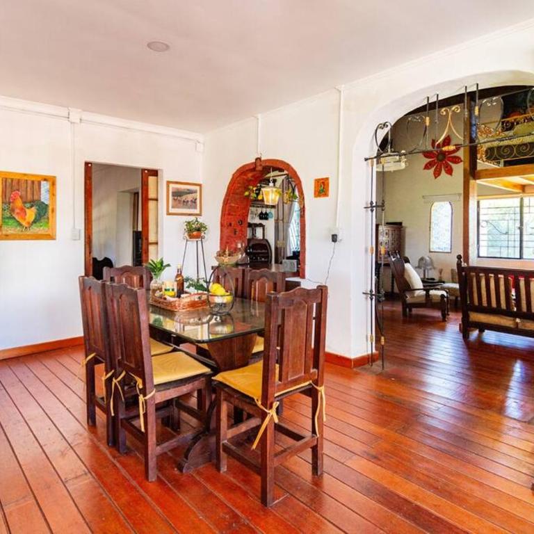 Casa Quinta con Pileta para hasta 8 Personas - Casa de 3 dormitorios - 69