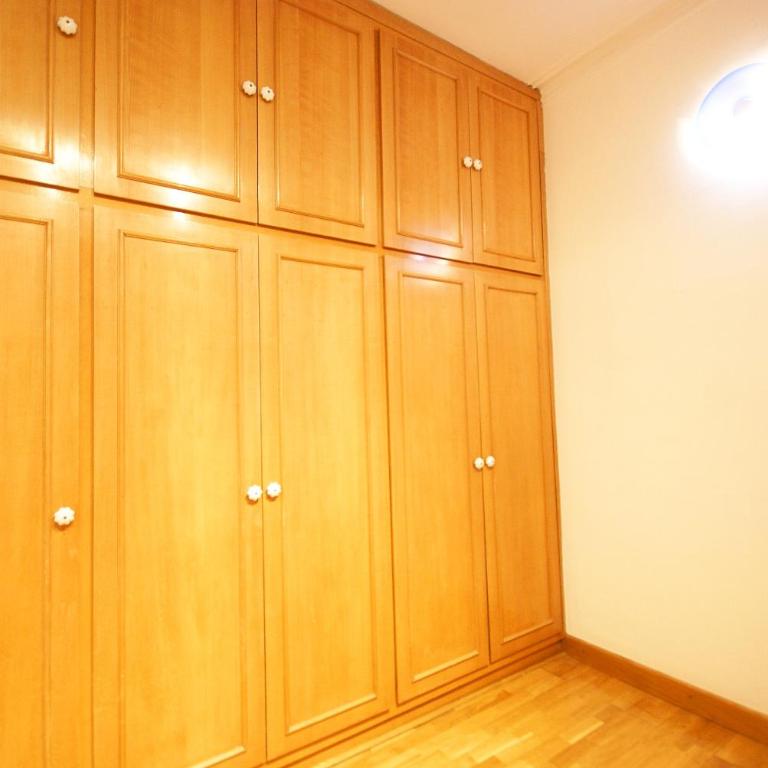Flateli Aribau - Three-Bedroom Apartment - 12