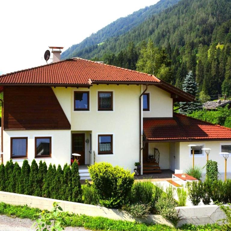 Chalet in Fulpmes near Stubai Glacier Skiing - Apartment mit 1 Schlafzimmer - 1