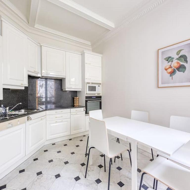 Apt familial proche Tour Eiffel - Appartement 3 Chambres - 26