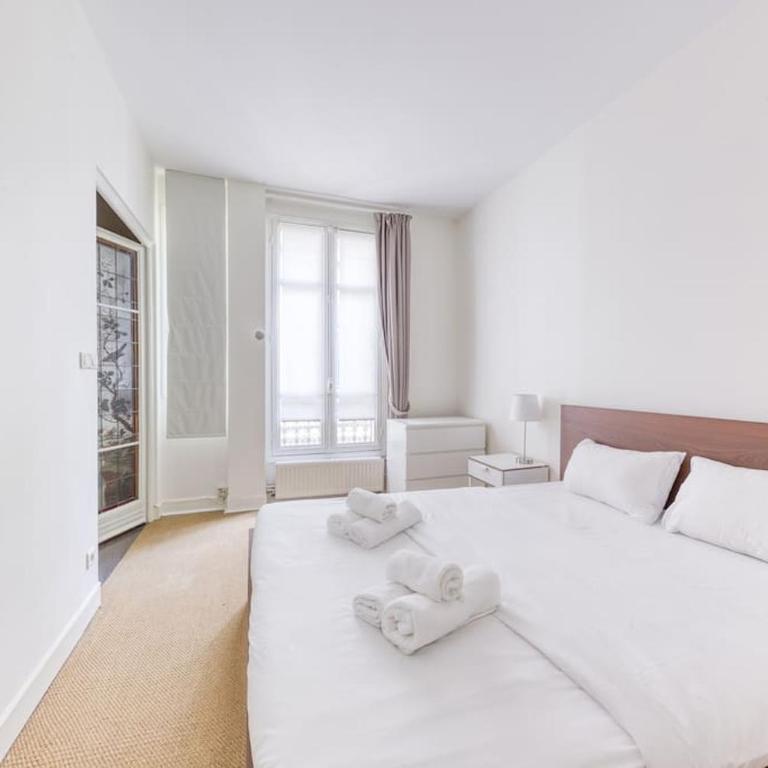 Apt familial proche Tour Eiffel - Appartement 3 Chambres - 43