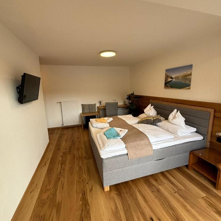 Gästehaus Bärwald - Habitación Doble Deluxe con balcón - 8