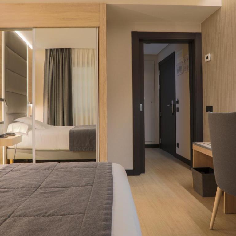 Hotel Liabeny - Double or Twin Room - 6