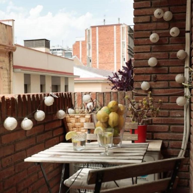 Renovated Apartment in Vila de Gràcia - Three-Bedroom Apartment - 17