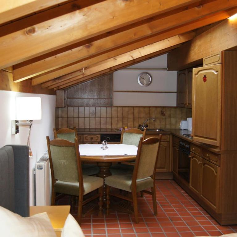 Hotel Hartenfels - Deluxe Apartment - 11