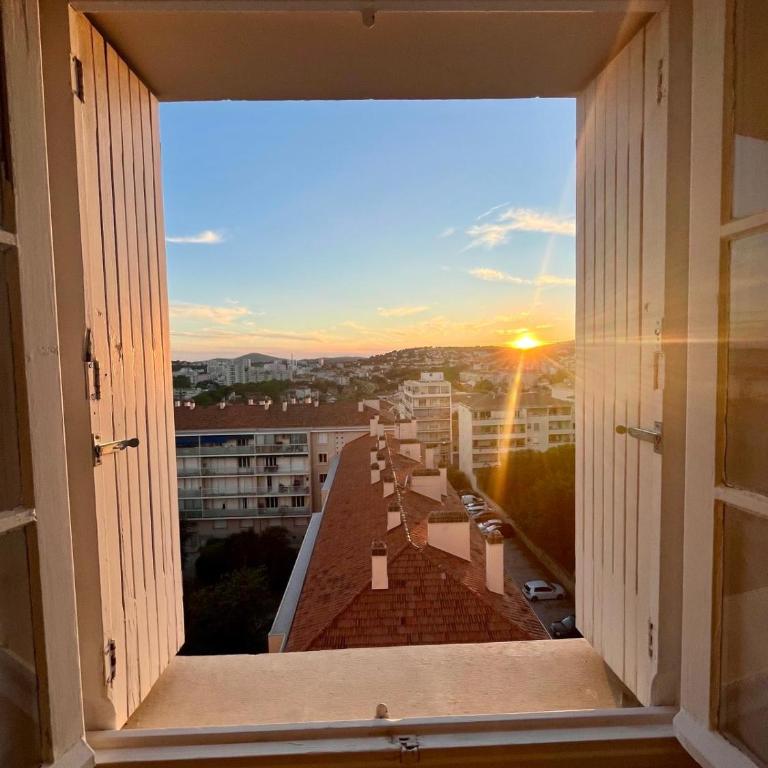 Appartement spacieux 3 chambre 5min du corsica - Three-Bedroom Apartment - 22