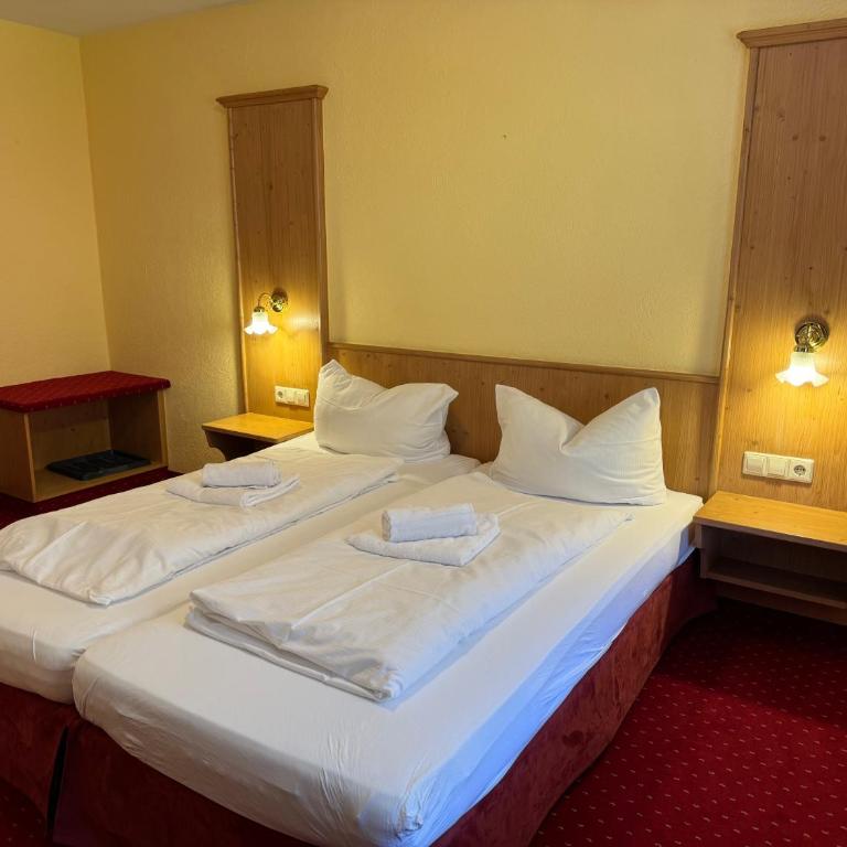 Landhotel Alte Post - Standard Doppelzimmer - 9