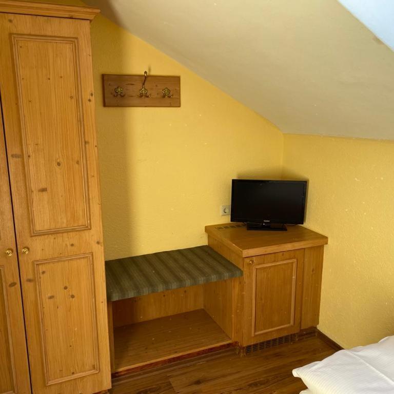 Landhotel Alte Post - Familienzimmer mit Bad - 3