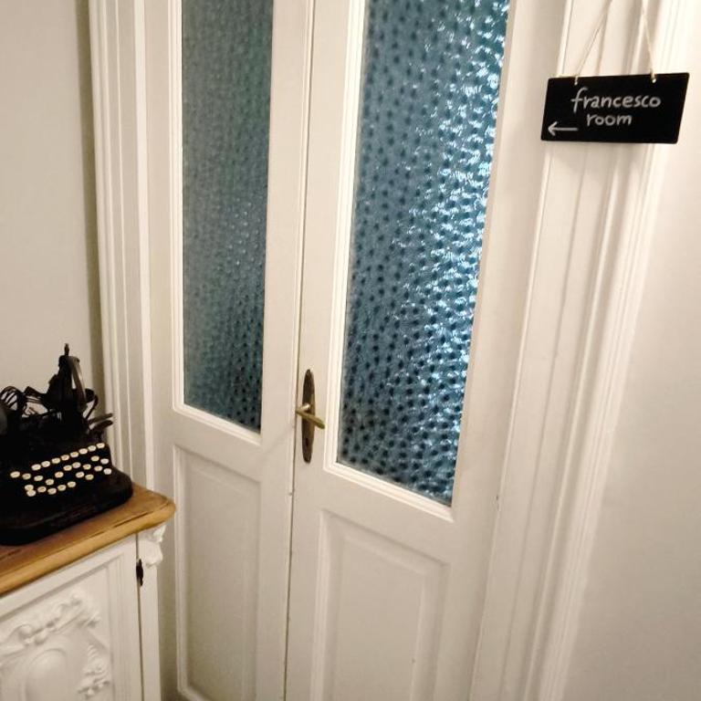 Belle Époque - Two-Bedroom Apartment with Garden View - 13