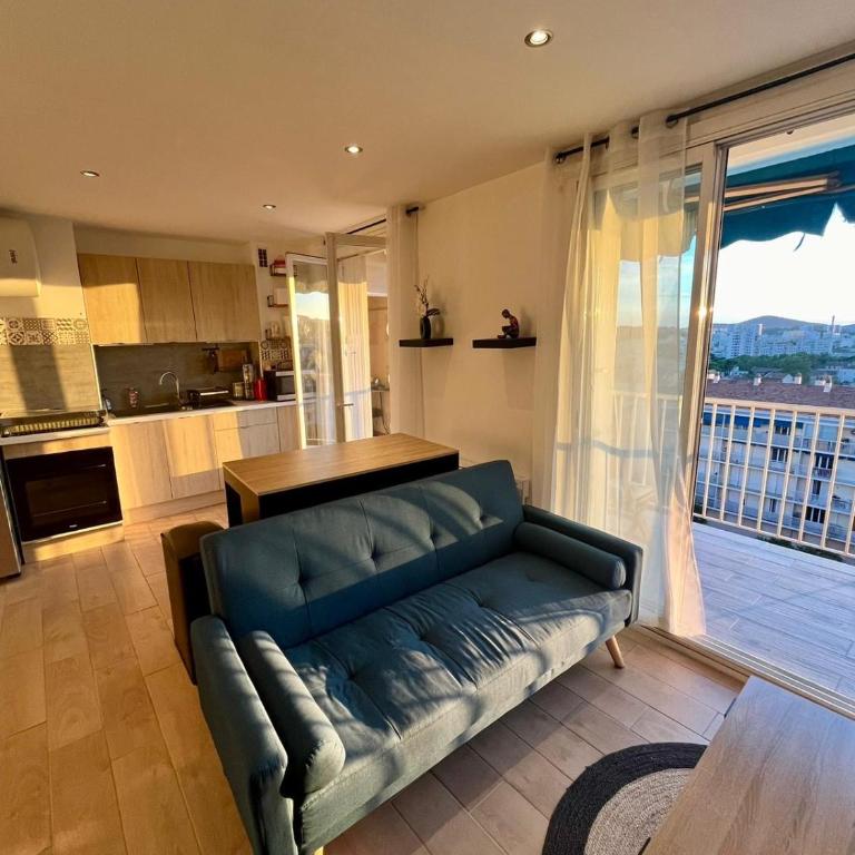 Appartement spacieux 3 chambre 5min du corsica - Three-Bedroom Apartment - 31