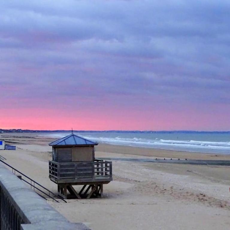 Le Lagon de Léon Escapade à deux en front de mer, avec accès direct et privatif à la plage, sur la Promenade Marcel Proust à Cabourg - Studio - 54