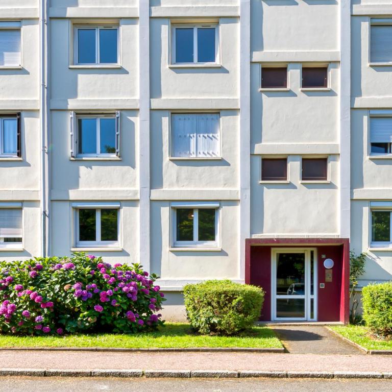 Appartement tout confort - Parking privé gratuit - Three-Bedroom Apartment - 26