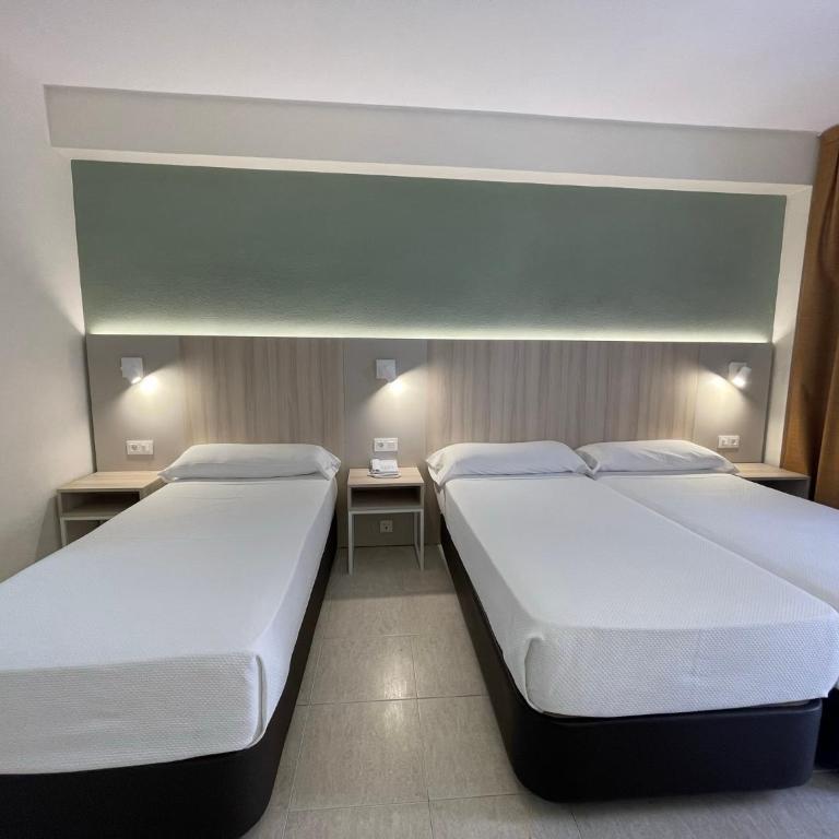 Hotel Marconi - Habitación Doble con cama supletoria (3 adultos) - 2
