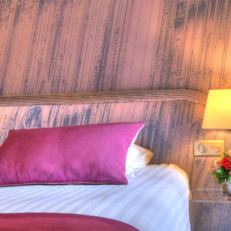 Hotel Cathédrale - Chambre Double avec Vue sur la Cathédrale - 22
