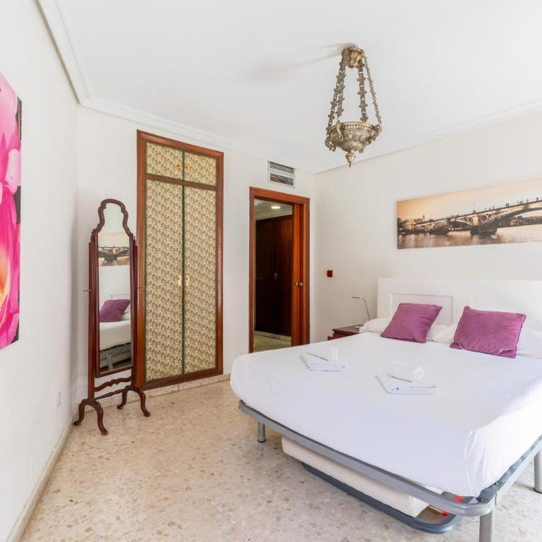 Holi-Rent Pajaritos - Two-Bedroom Apartment - 2