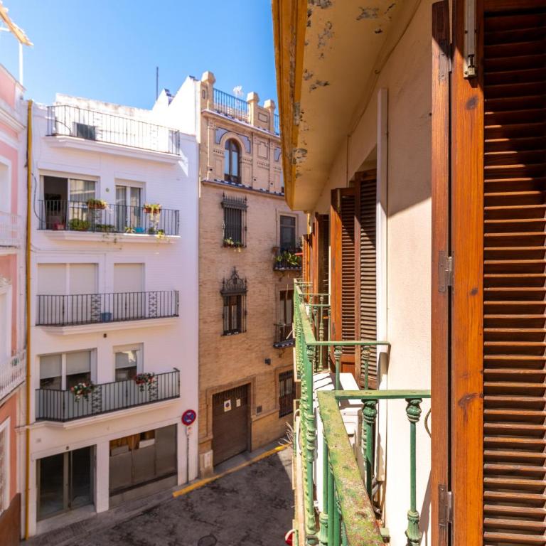 Holi-Rent Pajaritos - Two-Bedroom Apartment - 25