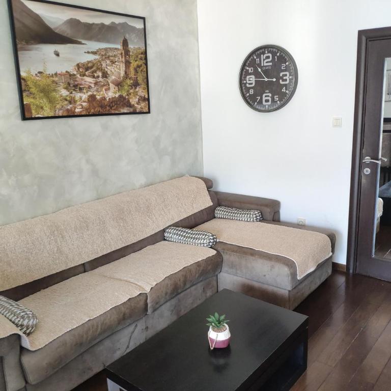 Four season seaview - lovely 2 bedroom apartment - Two-Bedroom Apartment - 8