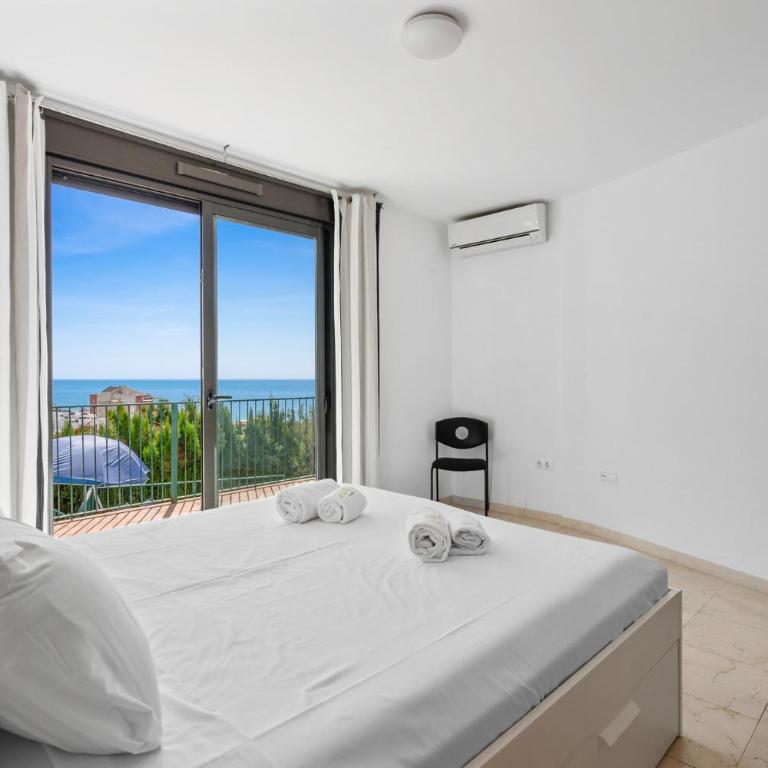 ViVi Homes - La Roca Pool, Terrace, Golf & Sea View - Duplex Apartment - 17