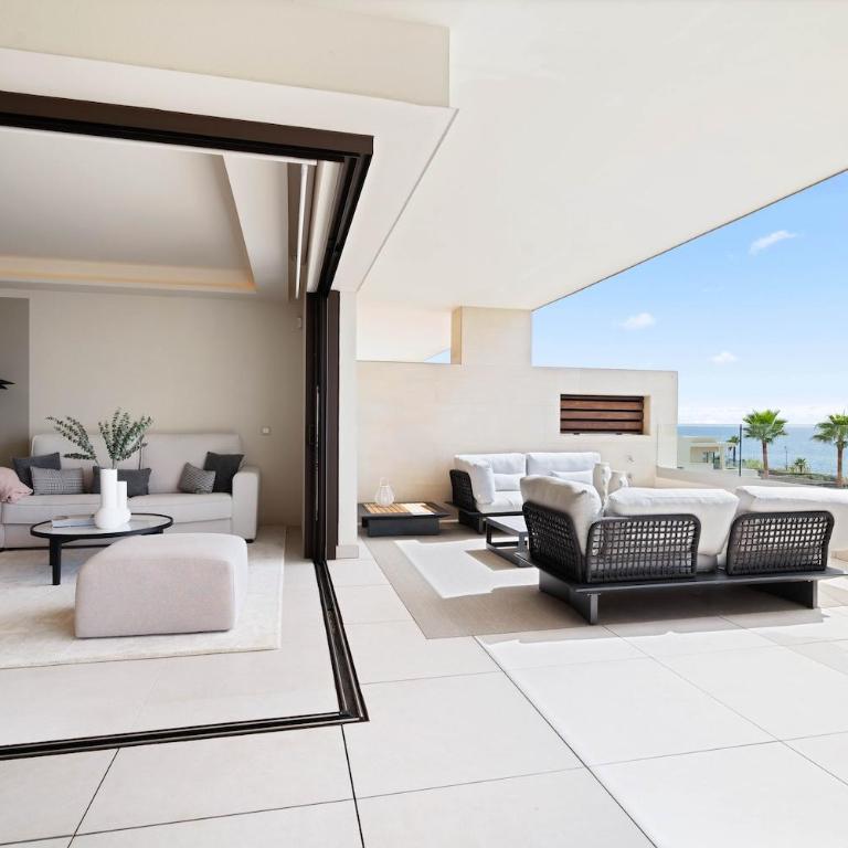 BRAND NEW Luxury 2Bd Velaya Beachfront RDR442 - Two-Bedroom Apartment with Sea View - 21