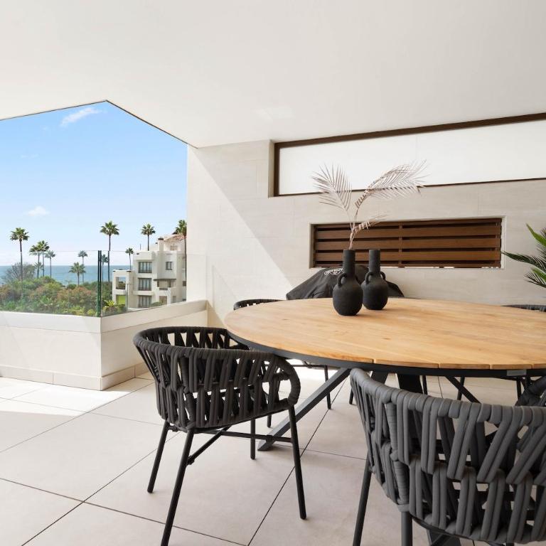 BRAND NEW Luxury 2Bd Velaya Beachfront RDR442 - Two-Bedroom Apartment with Sea View - 16