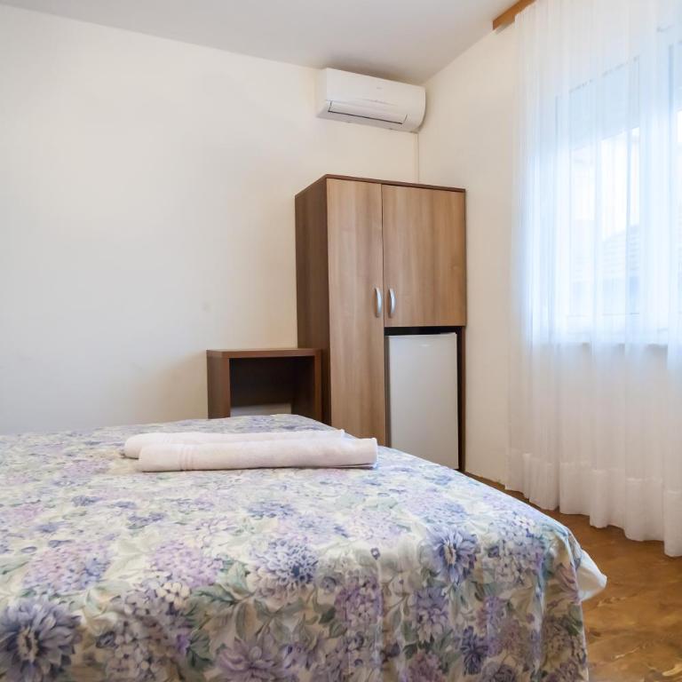 Rooms Molabeciri - Klasična Trokrevetna Soba - 7