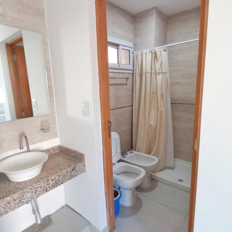 Departamentos para 2-4 personas a minutos del estadio, nodo, y del centro de la capital - Apartamento de 1 dormitorio - 9