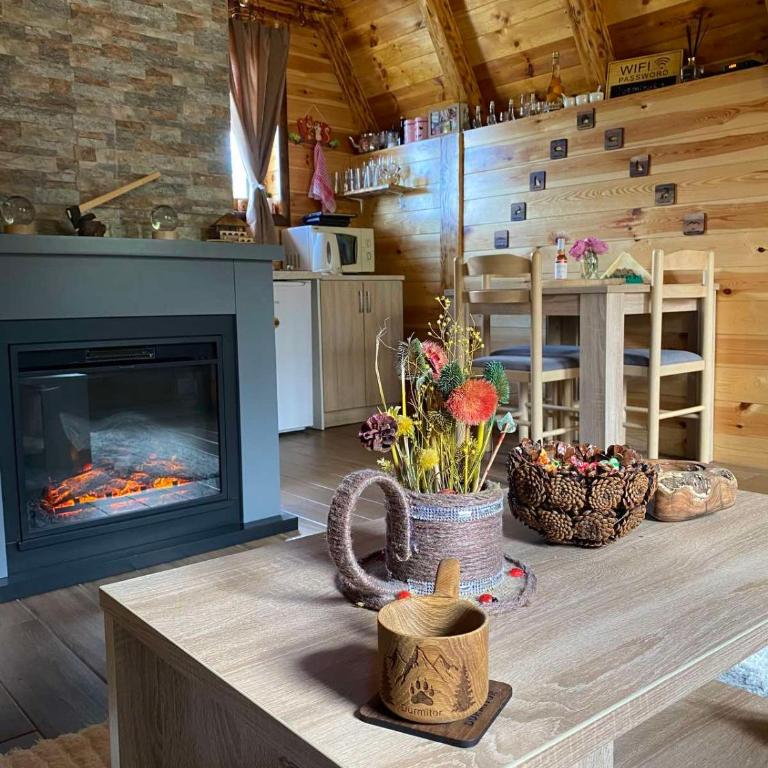 Mountain house Drveni Raj - Two-Bedroom House - 19