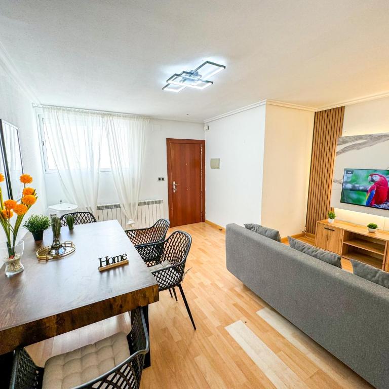 El Angel del Pilar Turistea - Two-Bedroom Apartment - 2