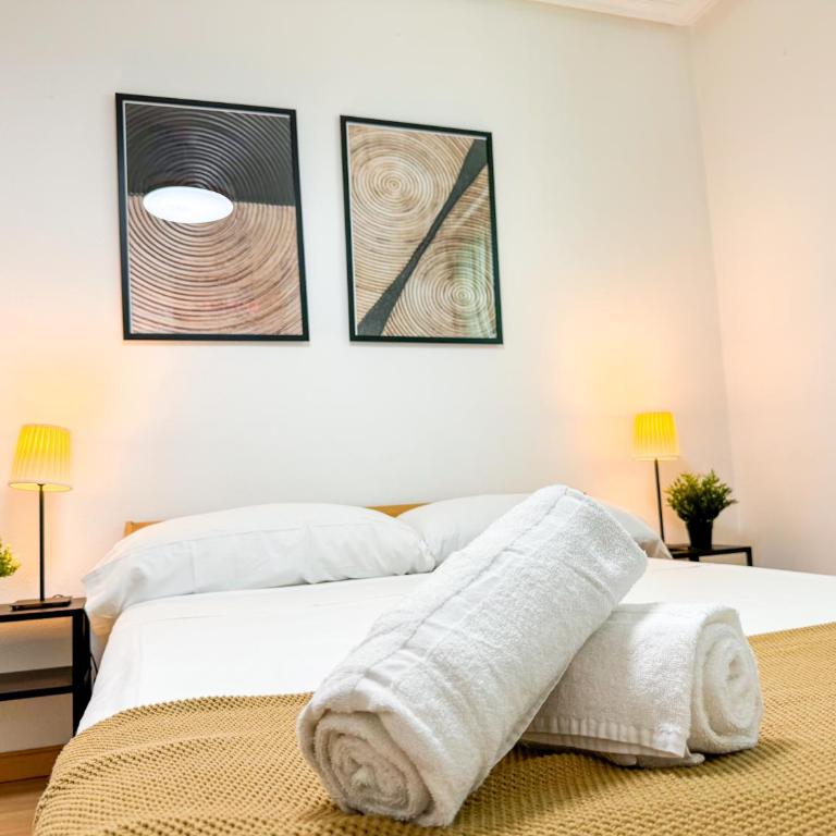 El Angel del Pilar Turistea - Two-Bedroom Apartment - 10